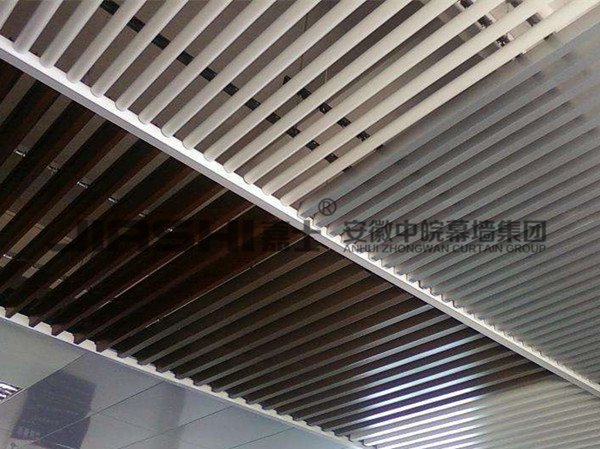 O����Բ��